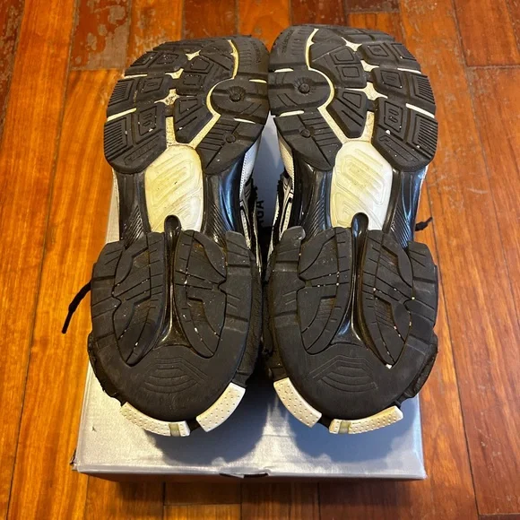 Balenciaga Runners